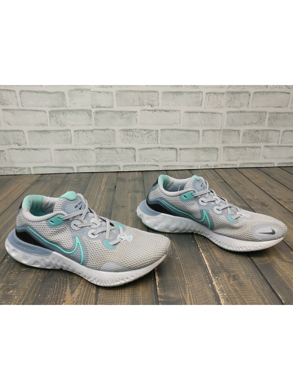 Nike Womens Renew Run CK6360-007 Gray Running Shoes Sneakers Size 10